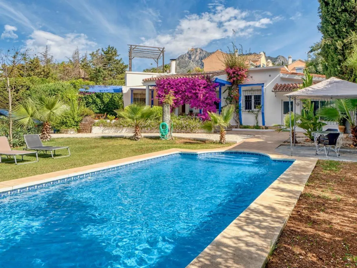Villa Los Benson By Interhome Marbella