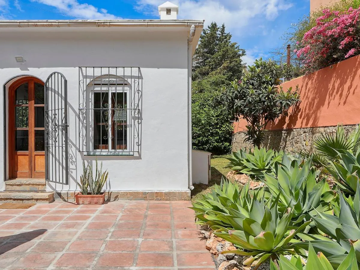 Villa Los Benson By Interhome Marbella