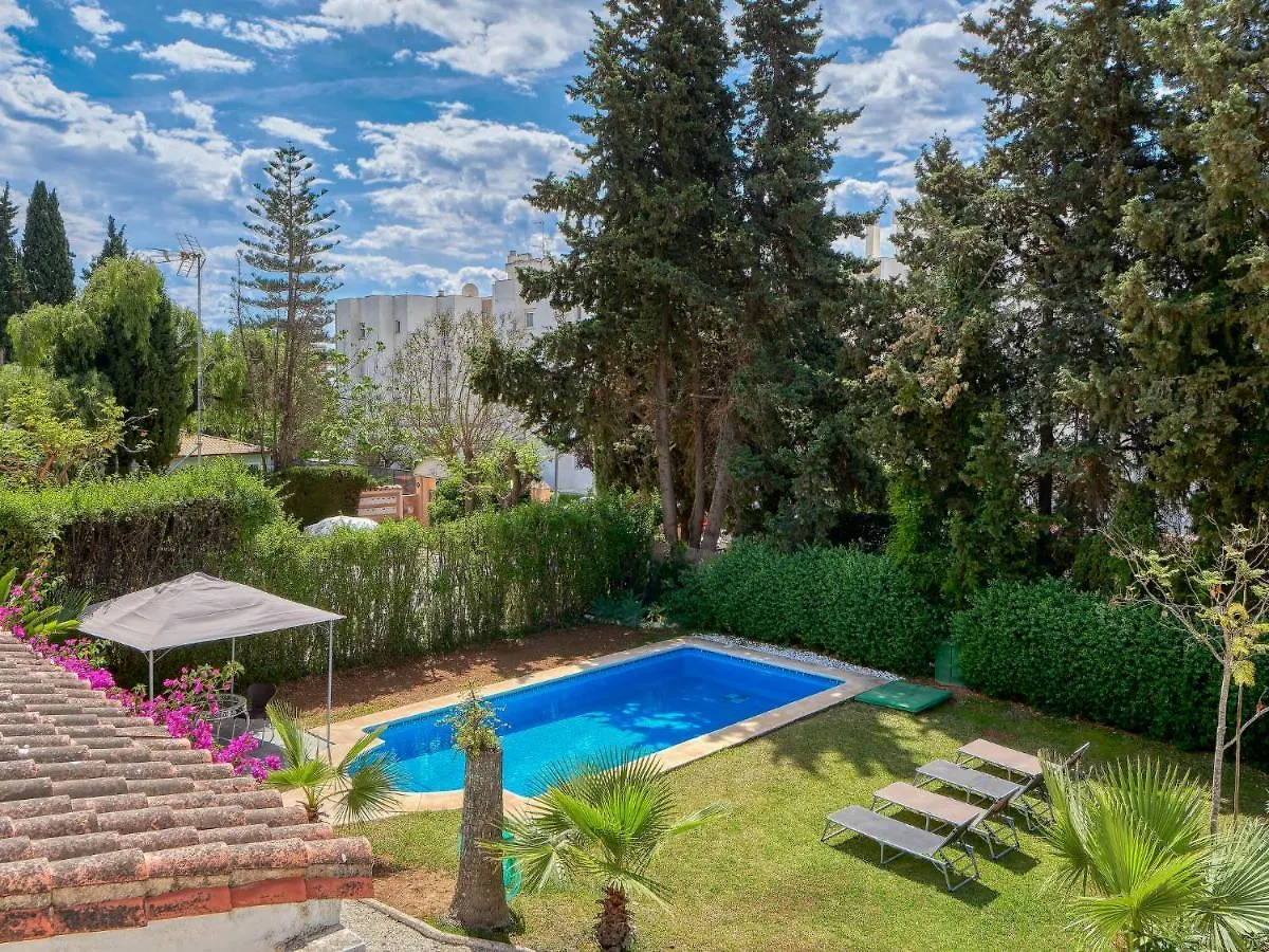 Villa Los Benson By Interhome Marbella